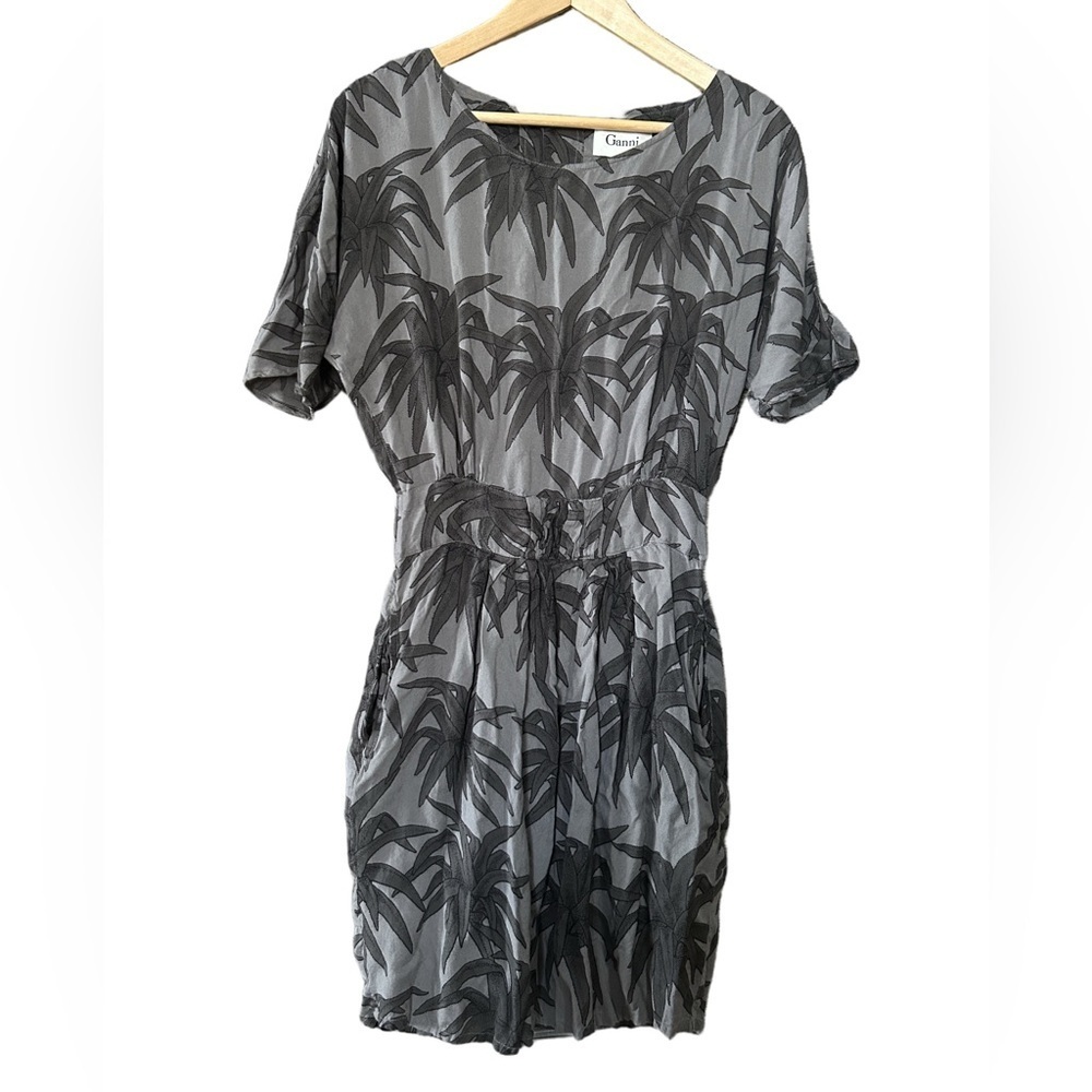 Ganni Grey Palm Leaf Short Sleeve Dress Size S